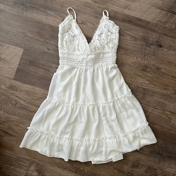 Ecowish Dresses & Skirts - ECOWISH V-Neck Spaghetti Strap Bowknot Backless Sleeveless Lace Mini Dress